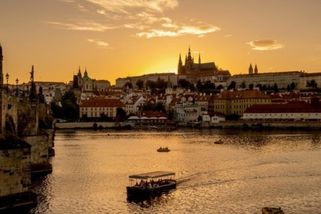 prahain.cz/zivot-ve-meste/prazsky-hrad-je-podle-turistu-druha-nejnudnejsi-atrakce-evropy-27425.html